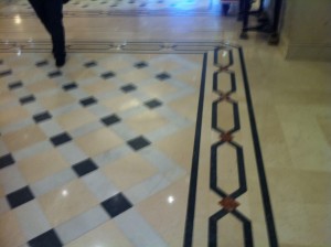 placari ceramice hol